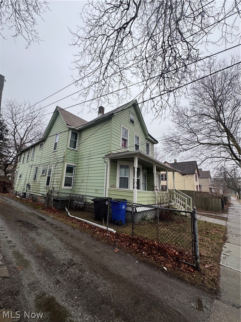 1427 E 51st Street