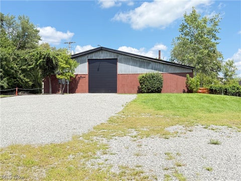 Tiny photo for 50 Drummond Avenue, Hubbard, OH 44425 (MLS # 5240898)