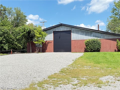 Tiny photo for 50 Drummond Avenue, Hubbard, OH 44425 (MLS # 5240898)
