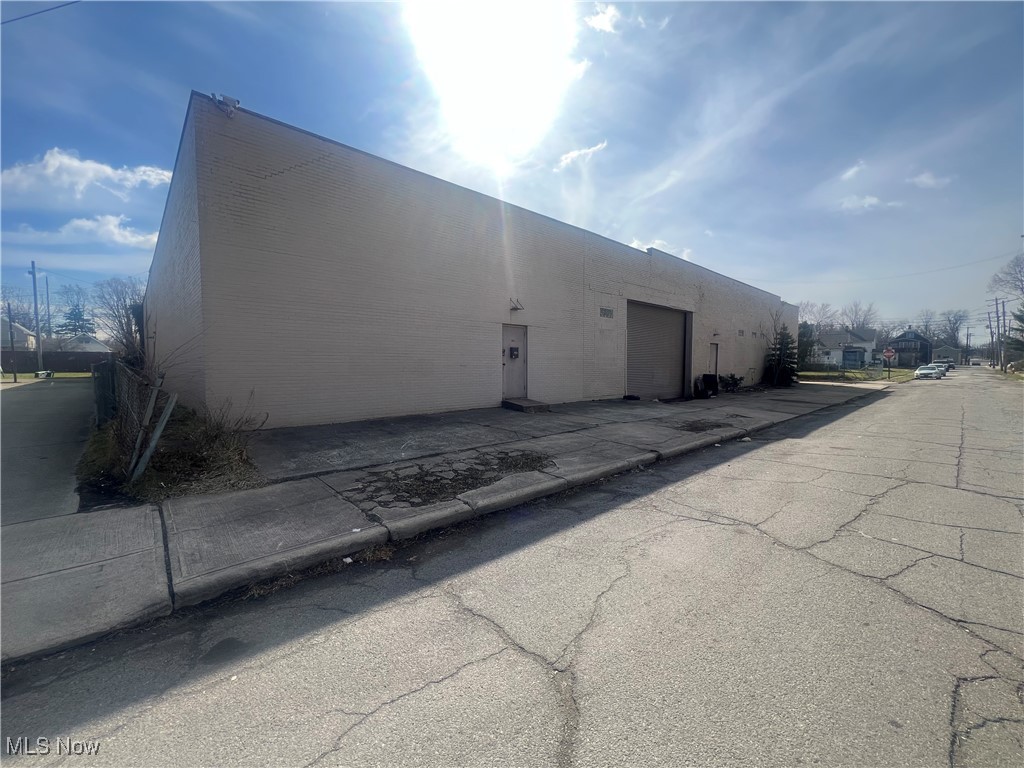 Calling all investors, mechanics, and entrepreneurs! This well-positioned automotive shop presents a rare chance to own a turnkey-ready (or redevelopment-ready) commercial property in Cleveland’s bustling industrial sector. With its spacious bays, high ceilings, and functional layout, this property is ripe for transformation into a thriving auto repair hub, custom garage, or specialty vehicle workshop.
Key Features:
? Solid Industrial Bones – Sturdy construction with room for customization (add lifts, expanded work areas, or retail space).
? High-Traffic Visibility – Located minutes from major highways, ensuring steady customer flow.
? Ample Parking & Storage – Large lot with room for customer/employee vehicles and equipment storage.
? Revenue-Ready – Previous use as a successful auto shop—ideal for a quick restart or rebrand.
Renovation Opportunities:
Modernize mechanical systems (electrical, HVAC, plumbing) for peak efficiency.
Install energy-efficient lighting, epoxy flooring, and upgraded bay doors.
Expand office/showroom space to enhance customer experience.
Why Buy?
With Cleveland’s growing demand for auto services, this property is a diamond in the rough—offering both cash flow potential and long-term equity growth. Whether you’re a hands-on owner-operator or a savvy investor, this is your chance to secure a high-impact commercial asset at a negotiable price.