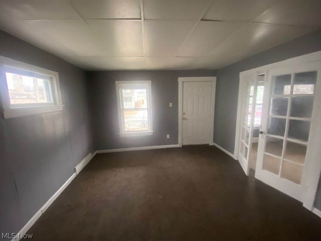 Photo of 4315 Stickney Avenue, Cleveland, OH 44109 (MLS # 5186976)