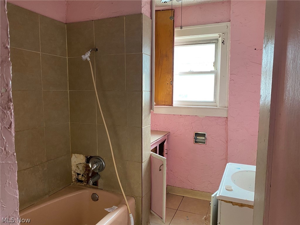 Samuel Bacon - Residential