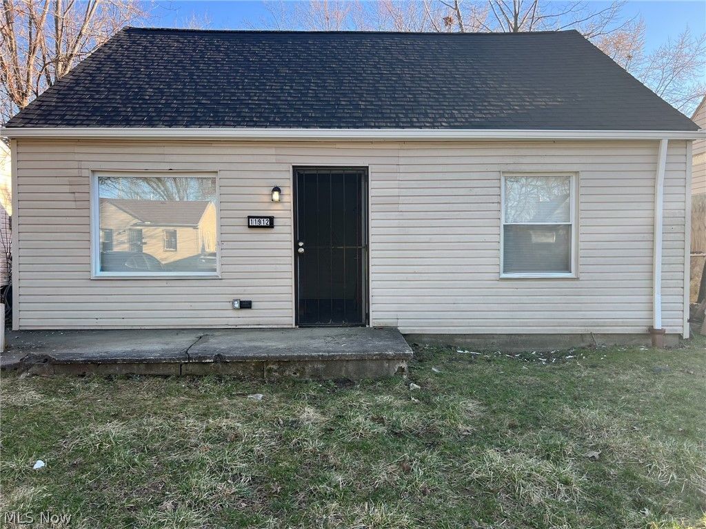 Photo of 11912 Holborn Avenue, Cleveland, OH 44105 (MLS # 5192840)