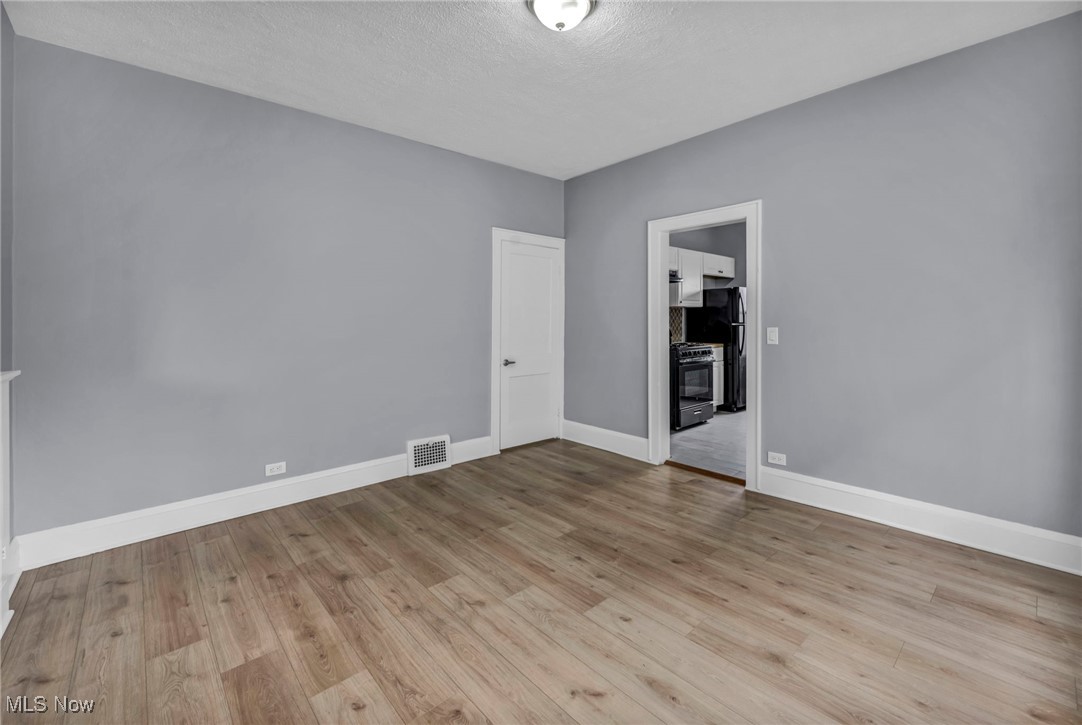 8901 Rosewood Avenue, Cleveland, Ohio image 8