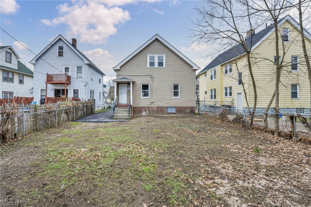 8901 Rosewood Avenue, Cleveland, Ohio image 32