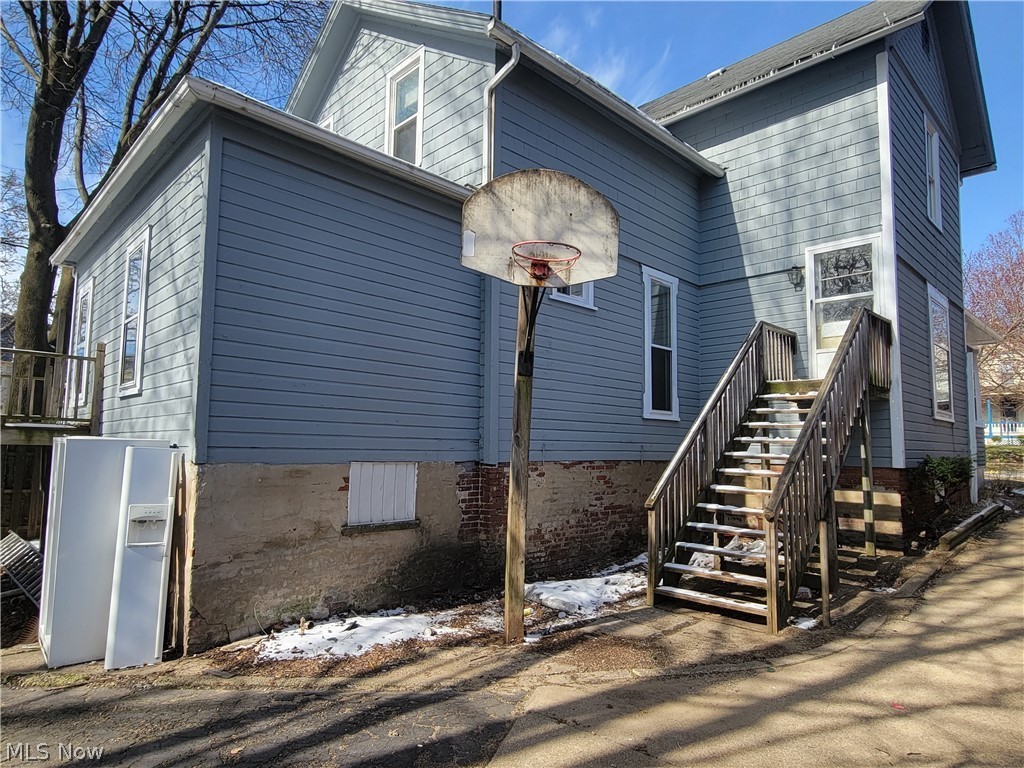 Hall Park - Residential Income