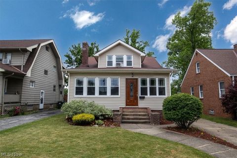 Single Family Residence in Parma OH 2020 Grovewood Avenue.jpg