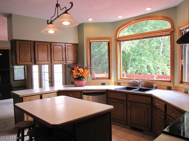 Woods Williamsburg - Residential Lease