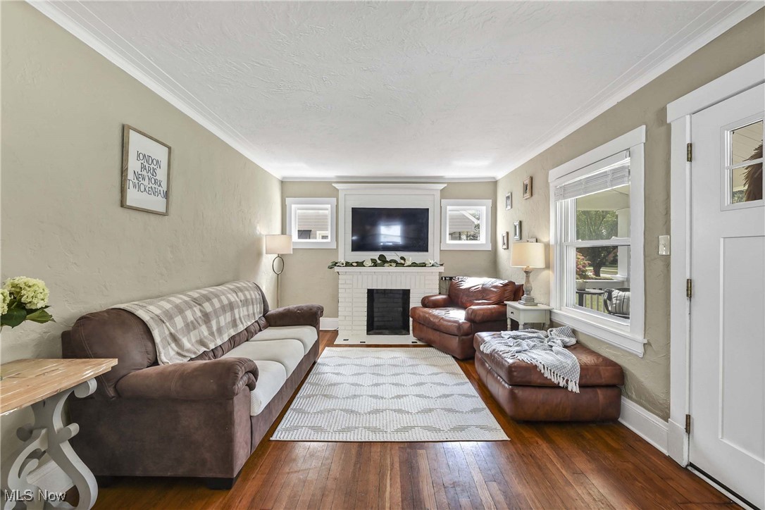 Lorain Woods - Residential