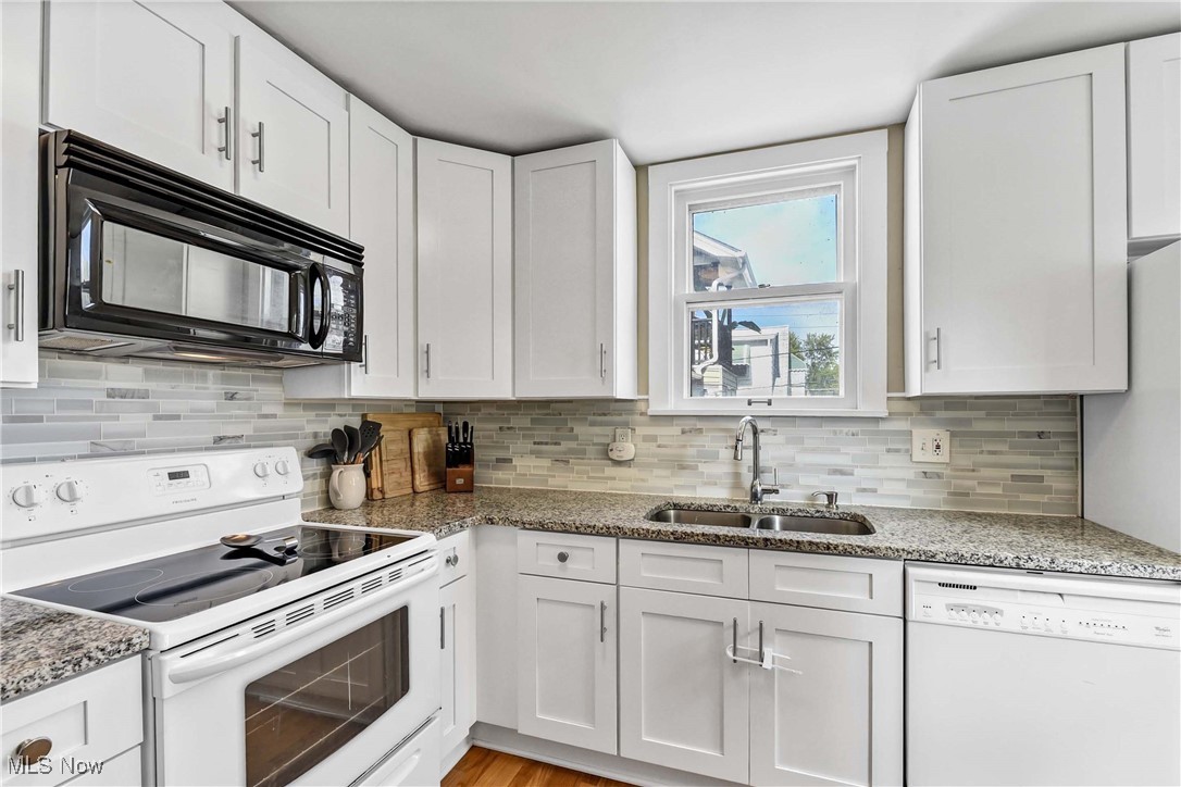 Lorain Woods - Residential