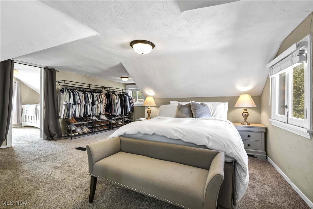 Lorain Woods - Residential