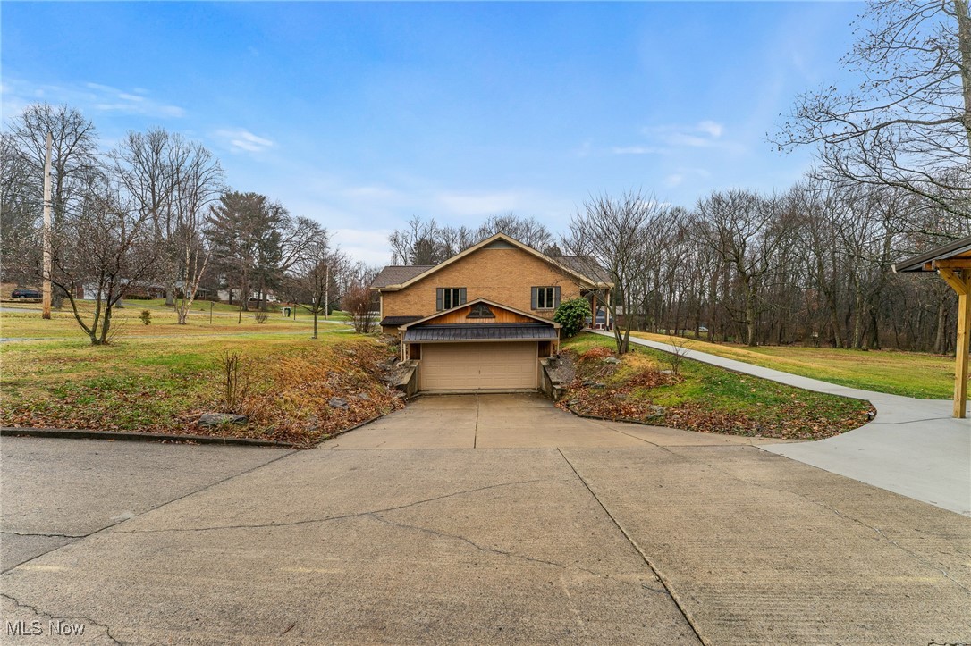 Everson Halls Country Club Ad - Residential