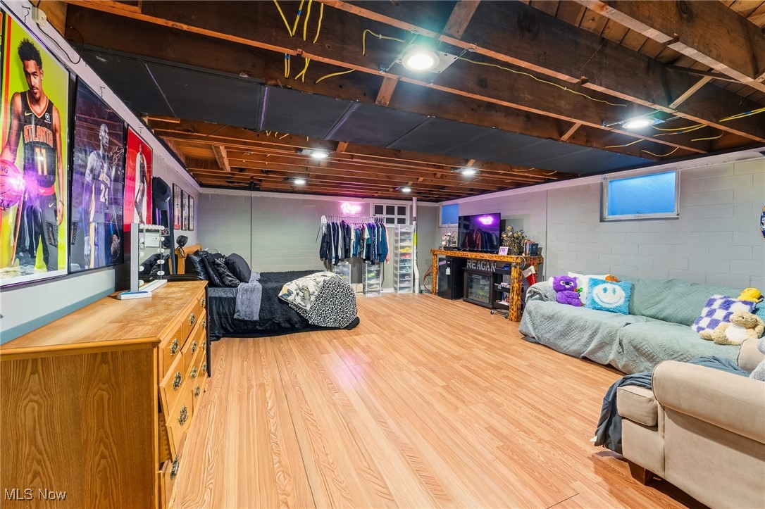 Everson Halls Country Club Ad - Residential