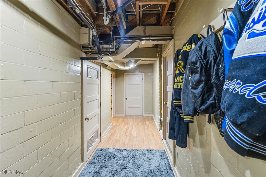 Everson Halls Country Club Ad - Residential