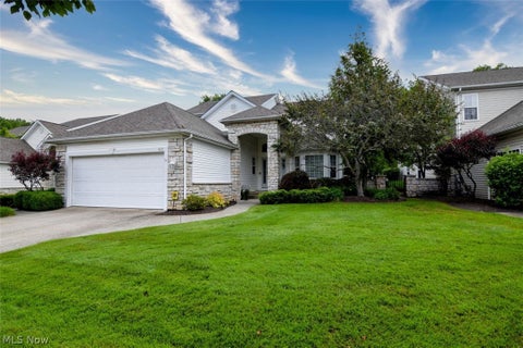 Photo for 417 W Glengary Circle