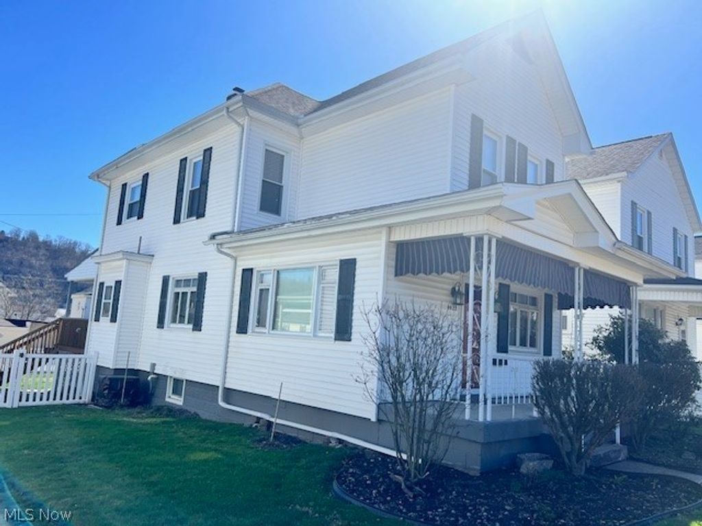 Photo of 4422 Lincoln Avenue, Shadyside, OH 43947 (MLS # 5192088)