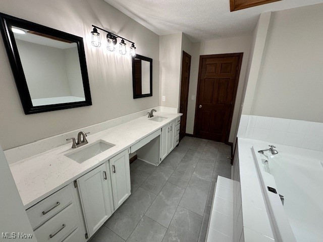 16685 Heatherwood Lane, Chagrin Falls, Ohio image 39