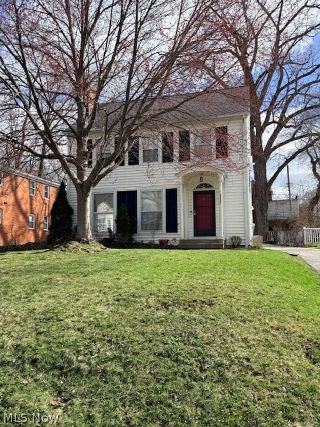 Photo of 3557 Glencairn Road, Shaker Heights, OH 44122 (MLS # 5193091)