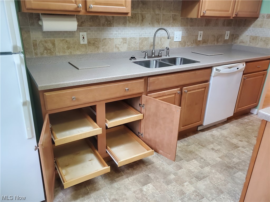 Silver Lake Towers Condo - Residential