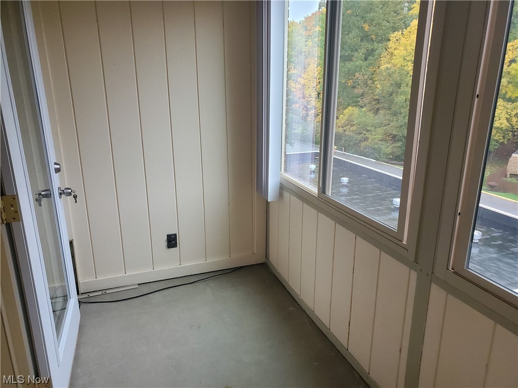 Silver Lake Towers Condo - Residential