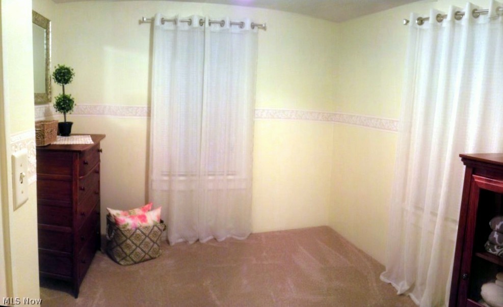 Hintons Acreage Allotment - Residential