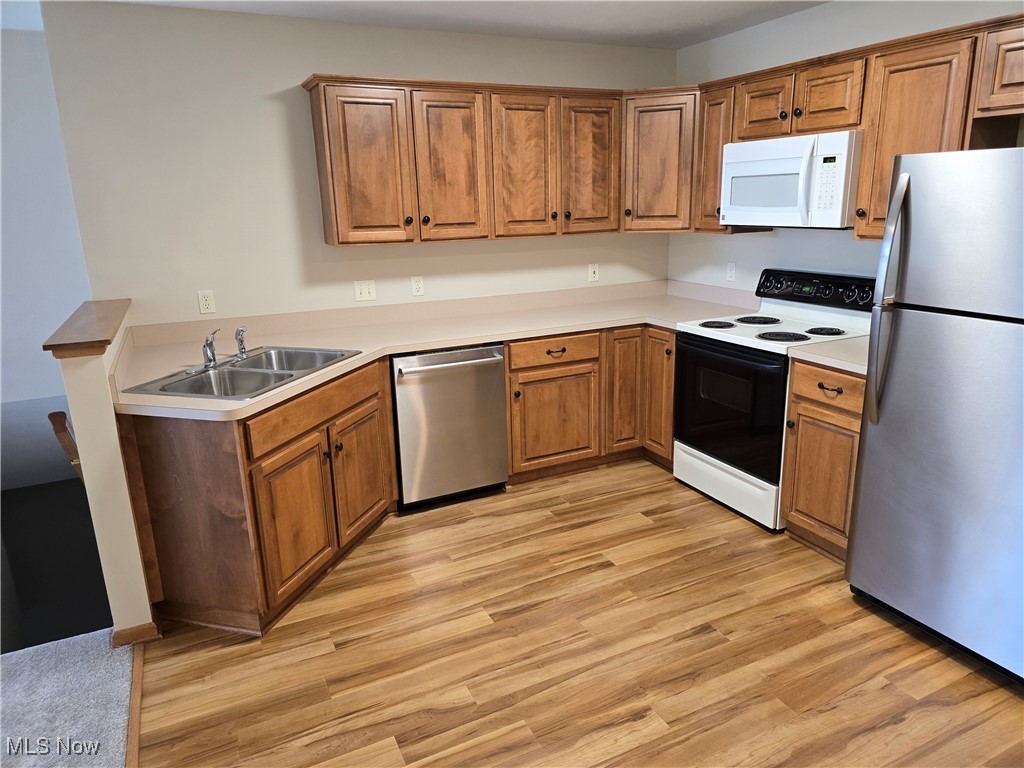 2457 Barrington Way, Wooster, Ohio image 4
