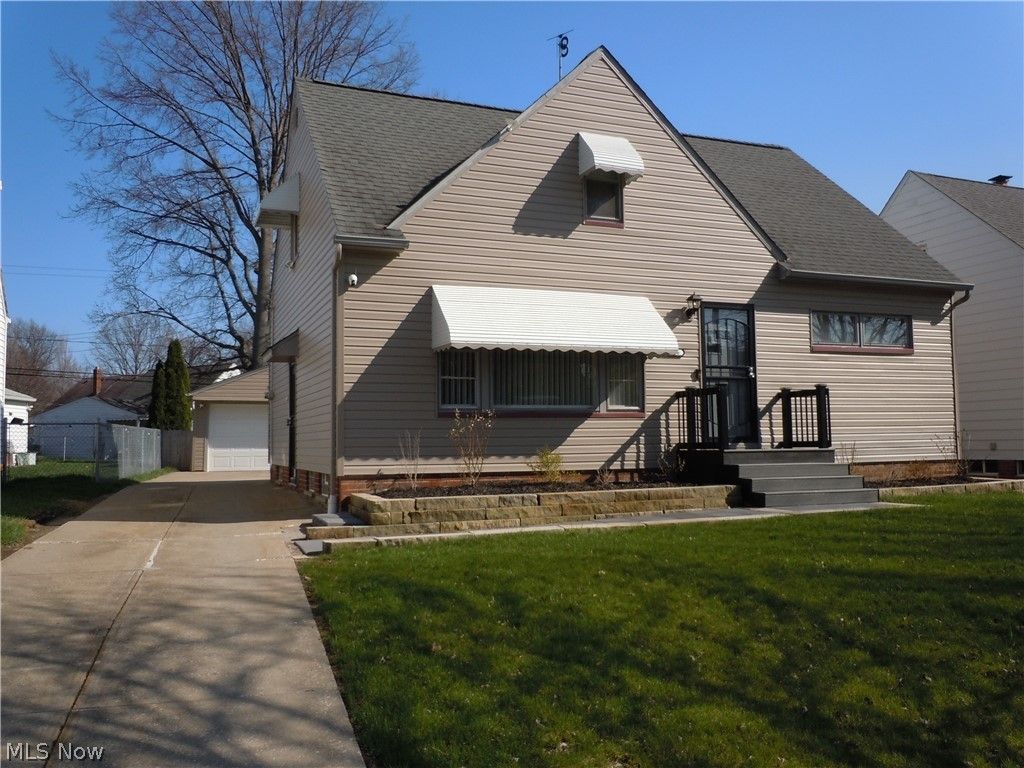 Photo of 23896 Devoe Avenue, Euclid, OH 44123 (MLS # 5199535)