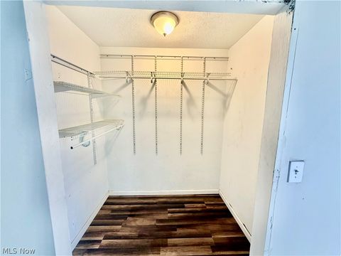 Tiny photo for 5212 E 105 Street, Garfield Heights, OH 44125 (MLS # 5189201)