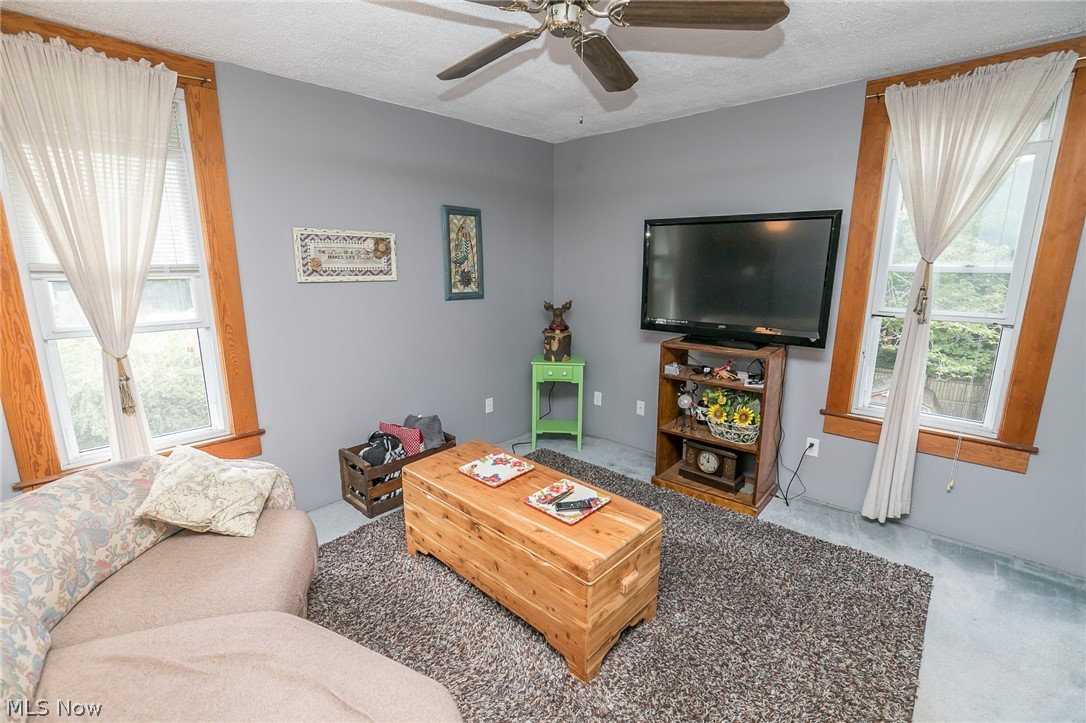 Stow Little Farms - Residential
