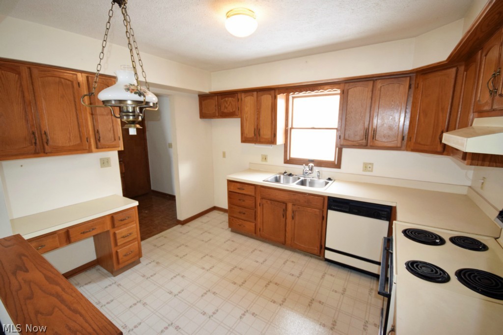 Silver Maple Condo - Residential