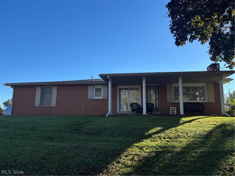 Photo of 16077 Park Way, East Liverpool, OH 43920 (MLS # 5254816)