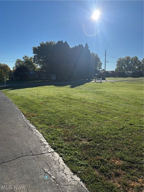 Tiny photo for 16077 Park Way, East Liverpool, OH 43920 (MLS # 5254816)