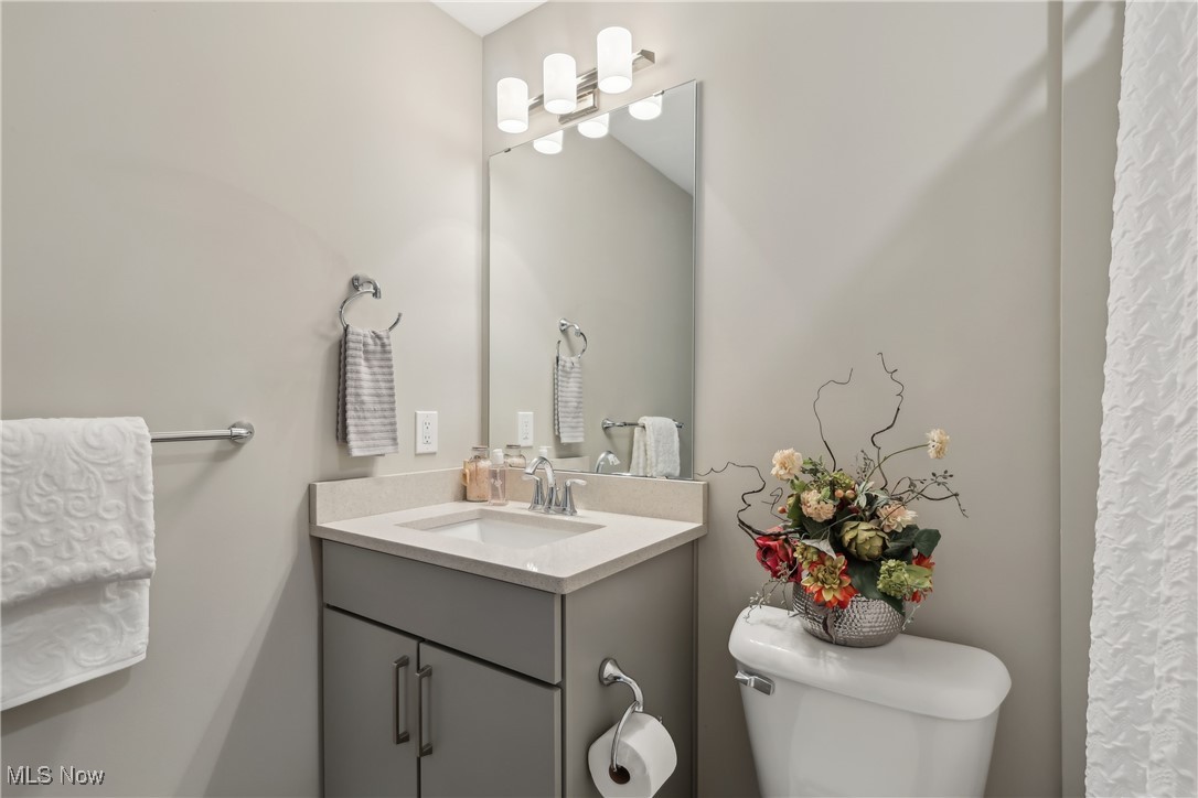 1228 W 74th Street, Cleveland, Ohio image 23