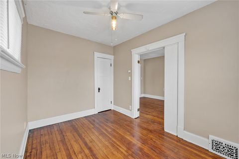 Tiny photo for 3011 Bradwell Avenue, Cleveland, OH 44109 (MLS # 5187597)