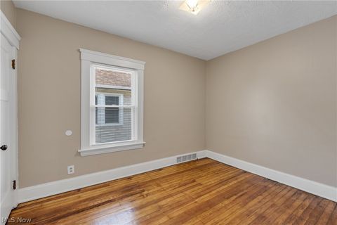 Tiny photo for 3011 Bradwell Avenue, Cleveland, OH 44109 (MLS # 5187597)