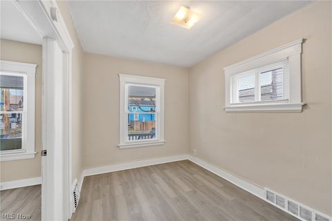 Tiny photo for 3011 Bradwell Avenue, Cleveland, OH 44109 (MLS # 5187597)