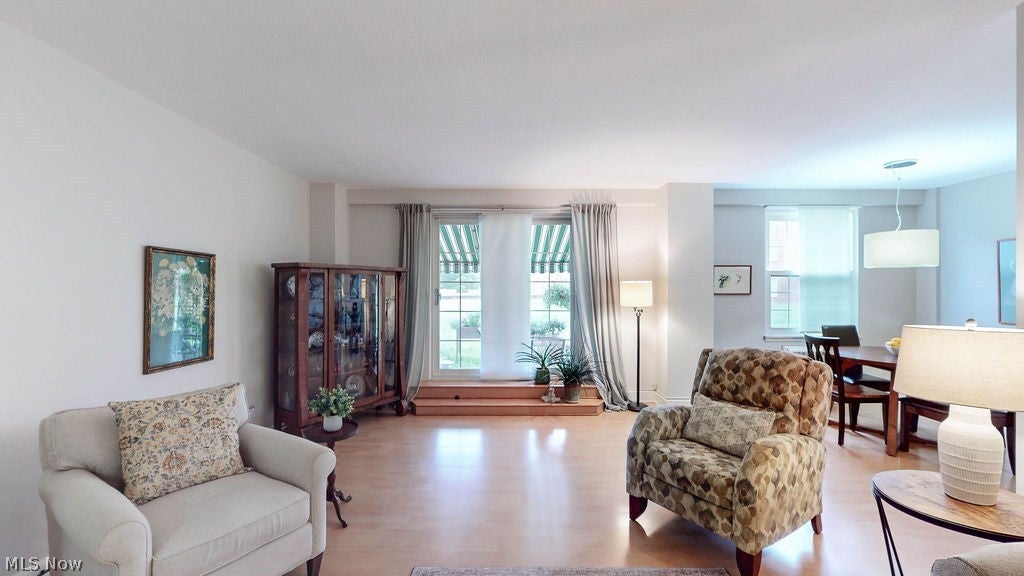 13800 Fairhill Road 209