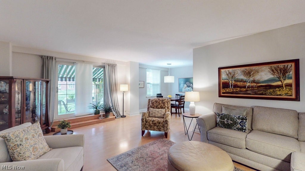 13800 Fairhill Road 209