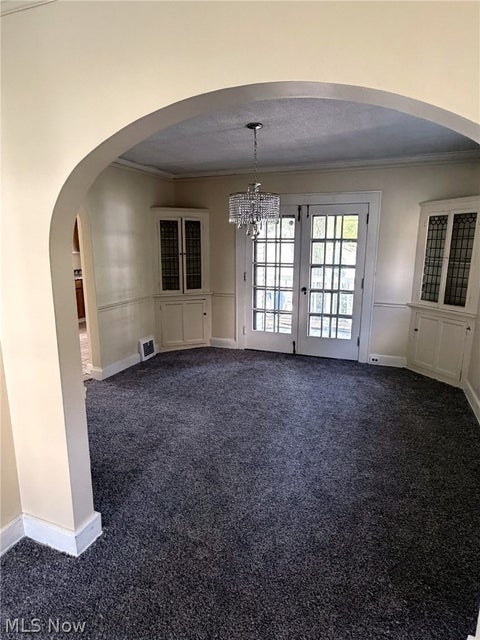 Tiny photo for 974 Elbon Road, Cleveland Heights, OH 44121 (MLS # 5239639)