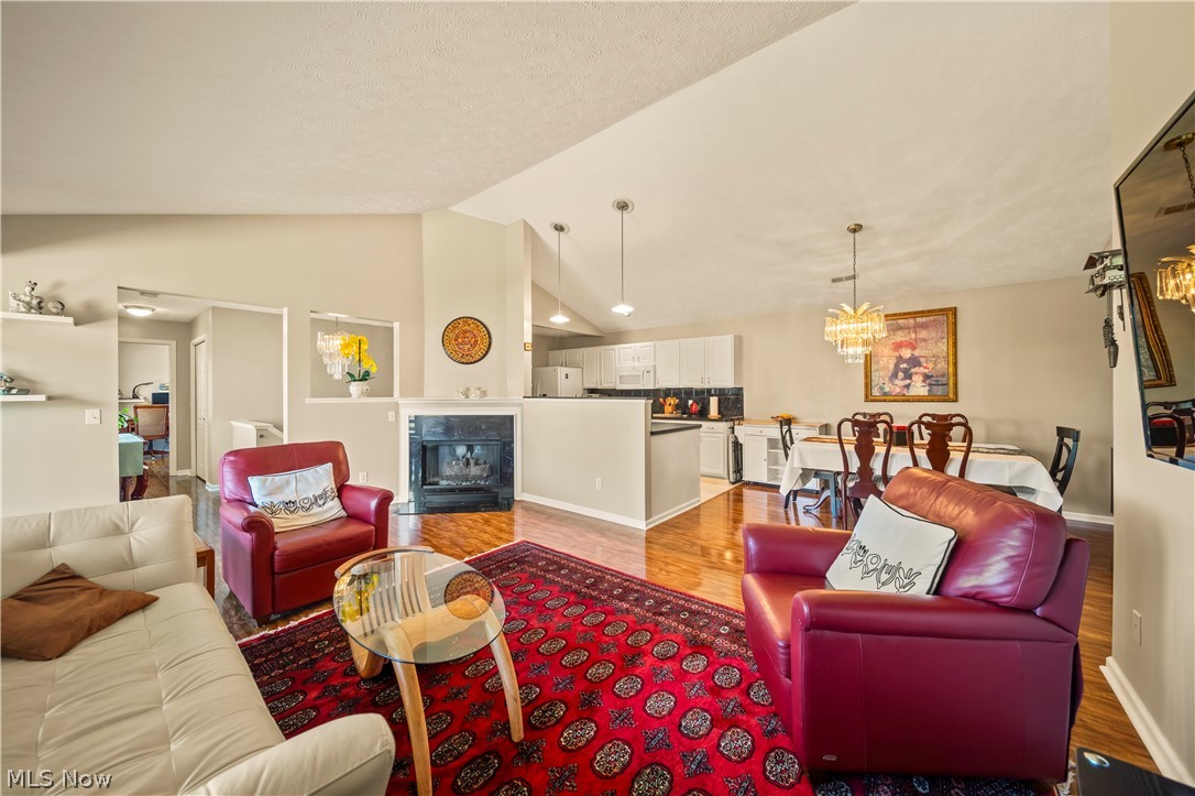 Hickory Ridge Condo - Residential