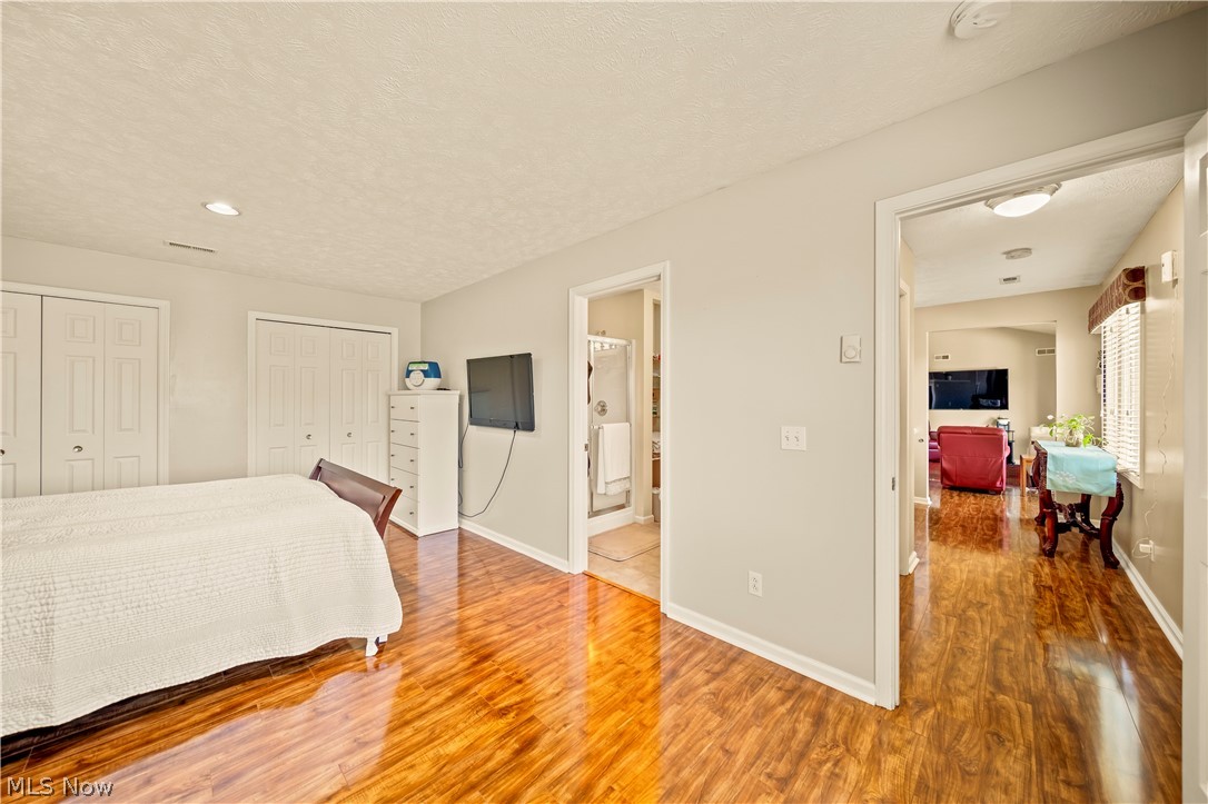 Hickory Ridge Condo - Residential