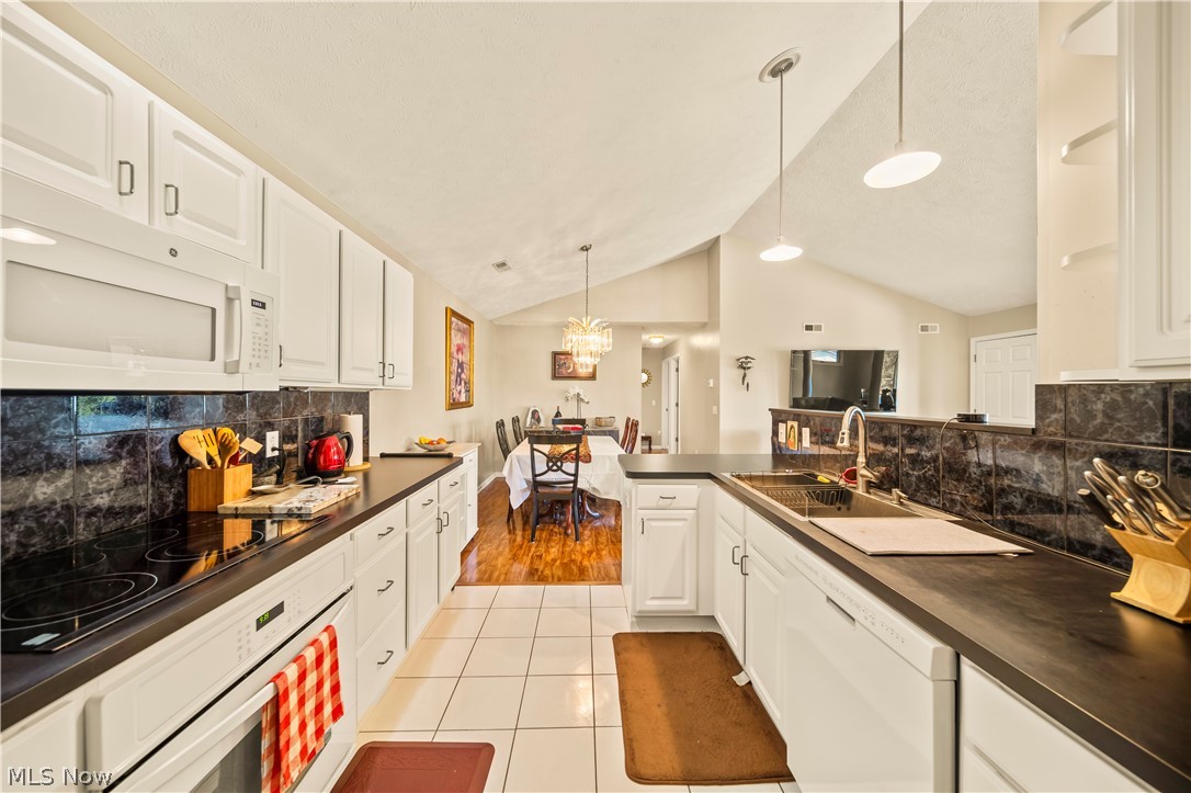 Hickory Ridge Condo - Residential