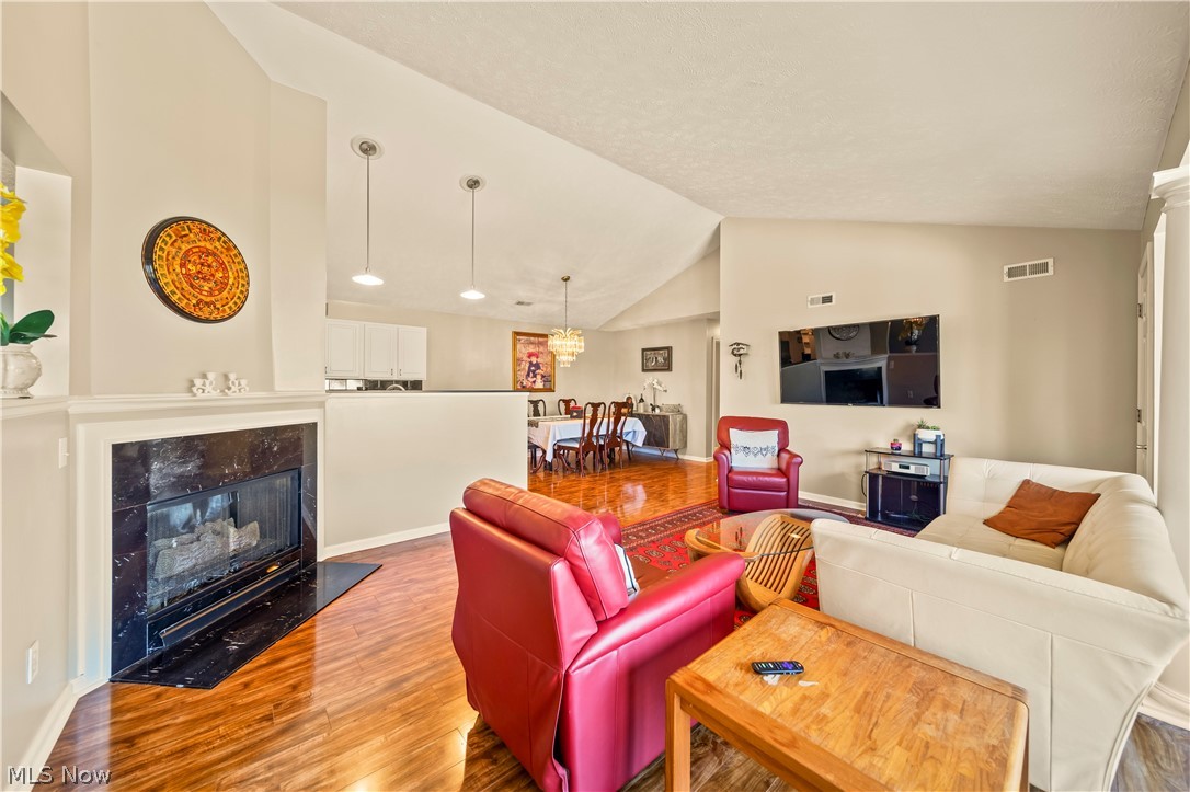 Hickory Ridge Condo - Residential