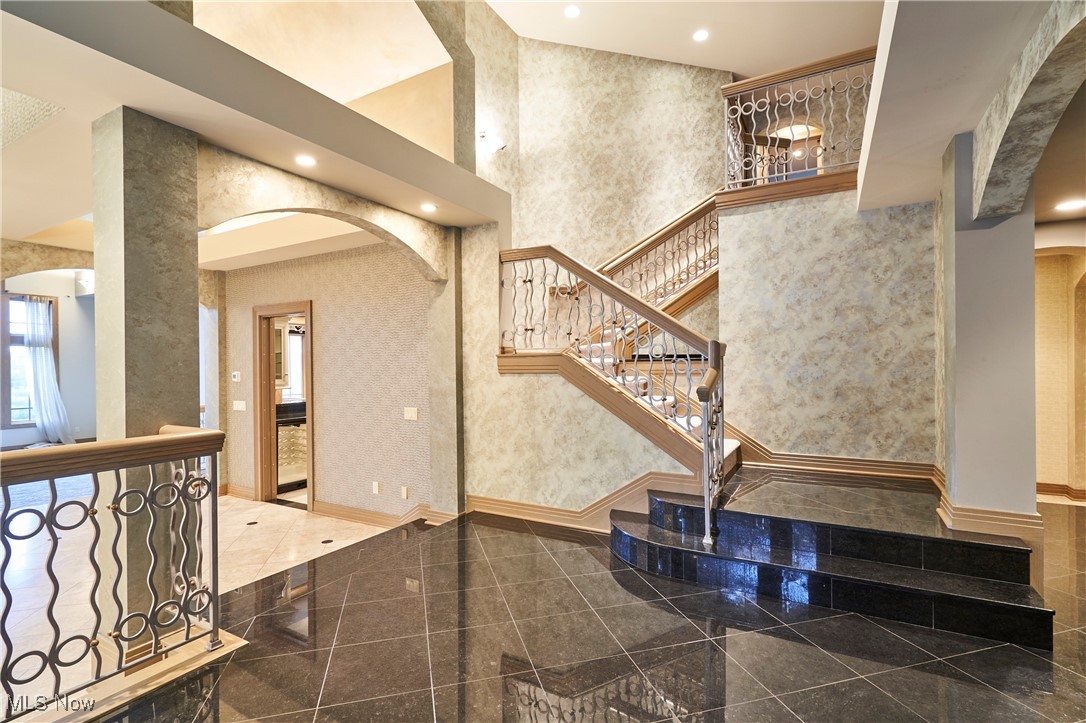 4120 Lochness Circle NW