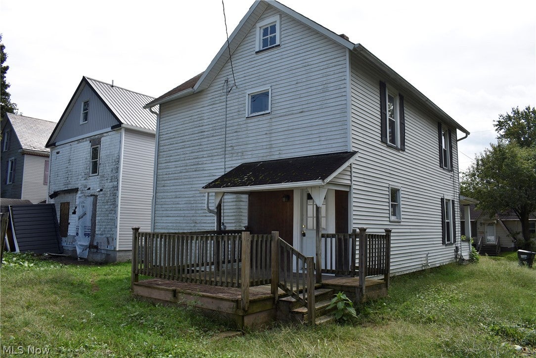 115 W Pine Street