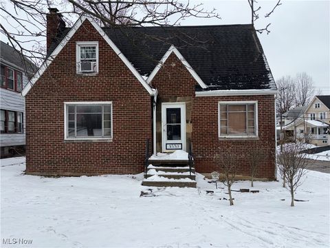 8220 Garfield Boulevard, Garfield Heights, OH 44125 - #: 5177704