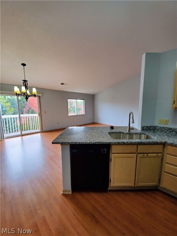 Brookledge Commons Condos - Residential Lease