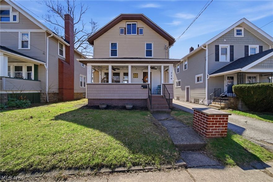 There is plenty of space for living in this 3 bedroom colonial! Freshly painted throughout with some gorgeous wood moldings, an updated kitchen and bath, and a spacious living room. Nice enclosed front porch and new roof. Its ready for its new owners to roll in and add their own finishing touches but nothing needs to be done. Located near everything Cuyahoga Falls has to offer, you'll want to see this one, won't last long