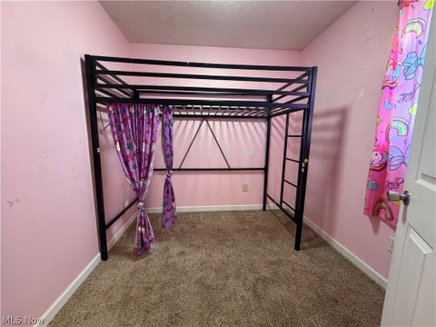 Tiny photo for 1318 Dillaway Street, Parkersburg, WV 26101 (MLS # 5255306)