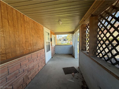 Tiny photo for 1318 Dillaway Street, Parkersburg, WV 26101 (MLS # 5255306)
